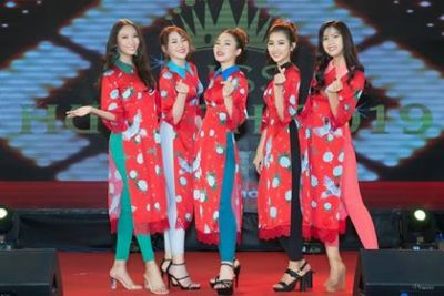 TOP 20 thí sinh Miss HUTECH 2019 rạng rỡ trước đêm chung kết